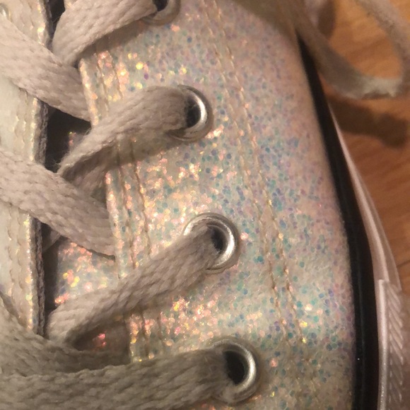 White sparky converse all stars size 1 - Picture 2 of 5